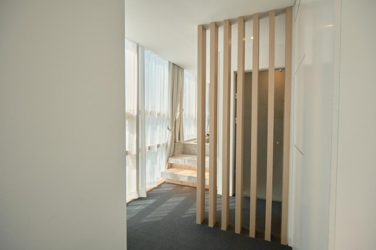 Uh Suite The Haeundae Пусан Екстериор снимка