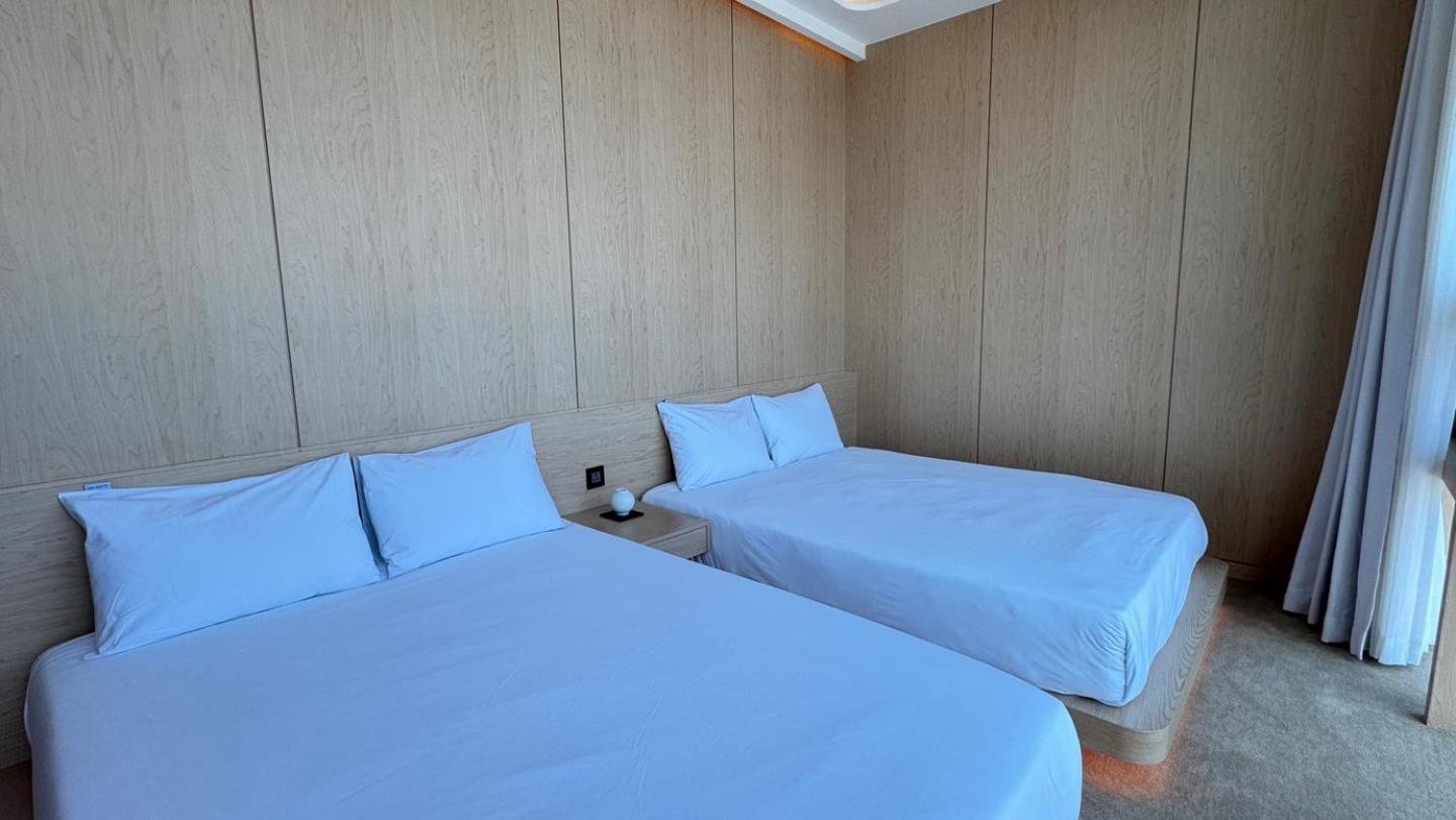 Uh Suite The Haeundae Пусан Екстериор снимка