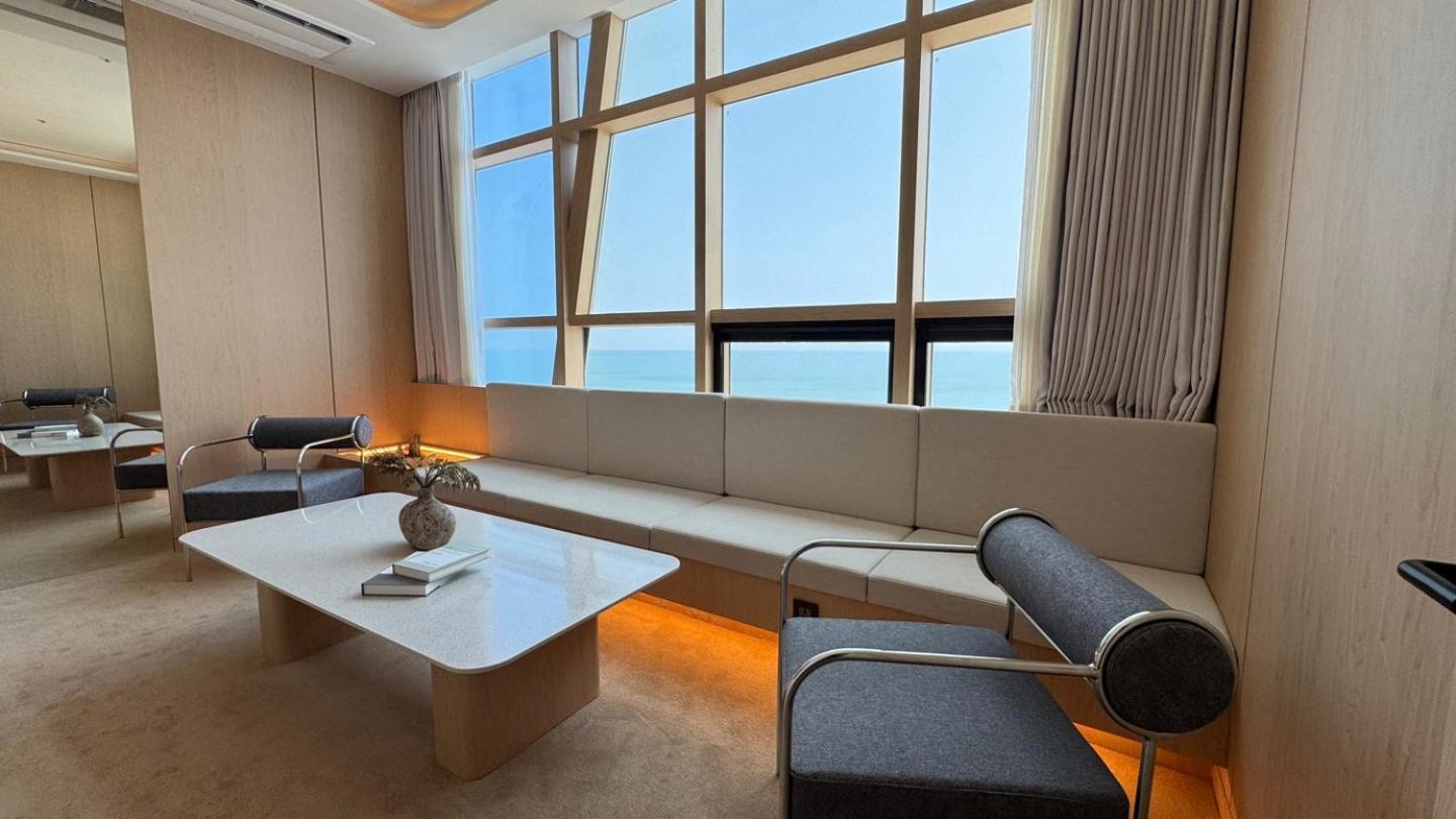 Uh Suite The Haeundae Пусан Екстериор снимка